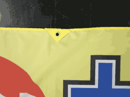 横断幕ポンジ裏側